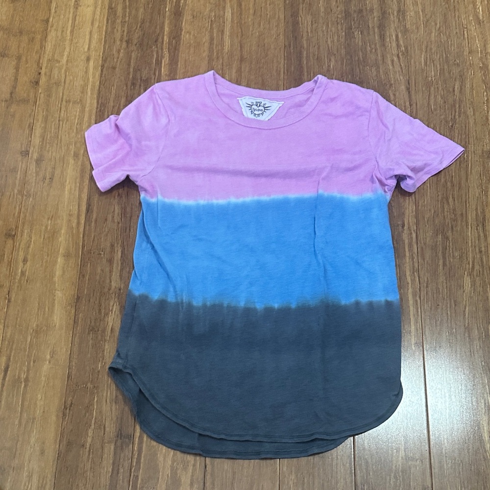 T2love Pink and White Graphic Tee